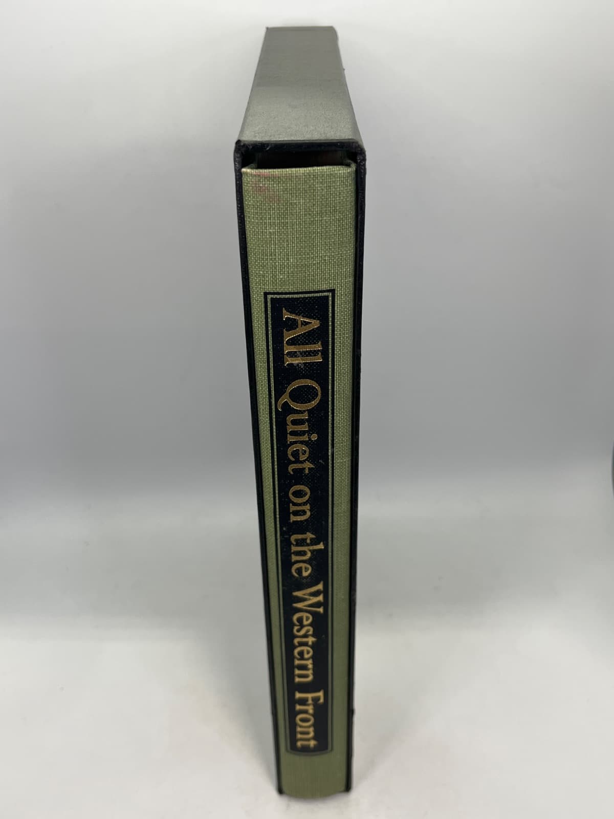 All Quiet on the Western Front - Heritage Club  by Erich Maria Remarque - front cover