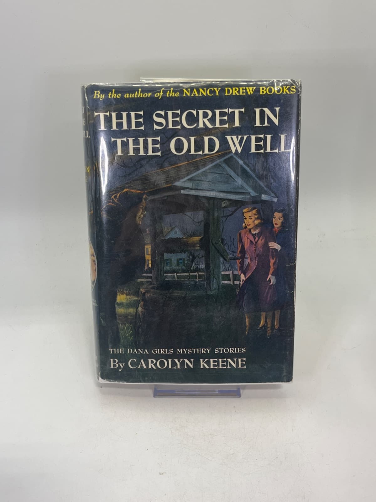 The Secret in the Old Well by Carolyn Keene - front cover