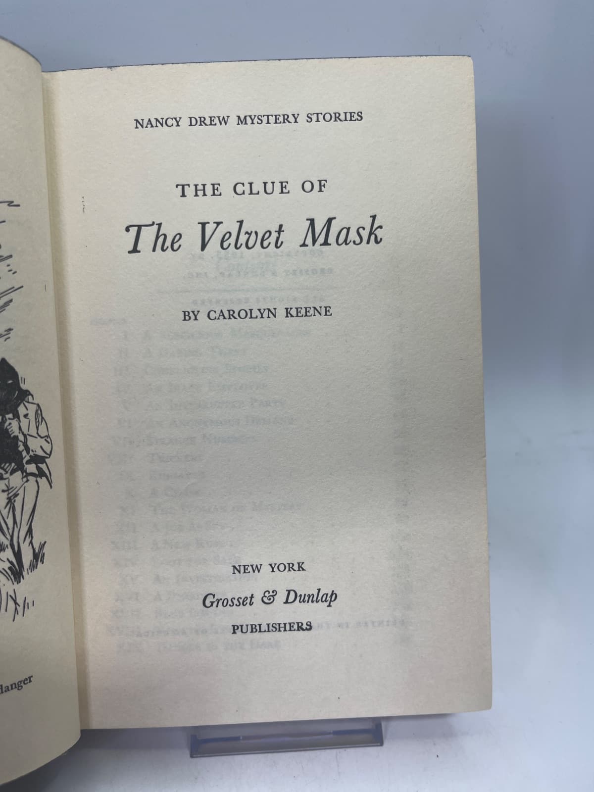 The Clue of the Velvet Mask by Carolyn Keene - title page