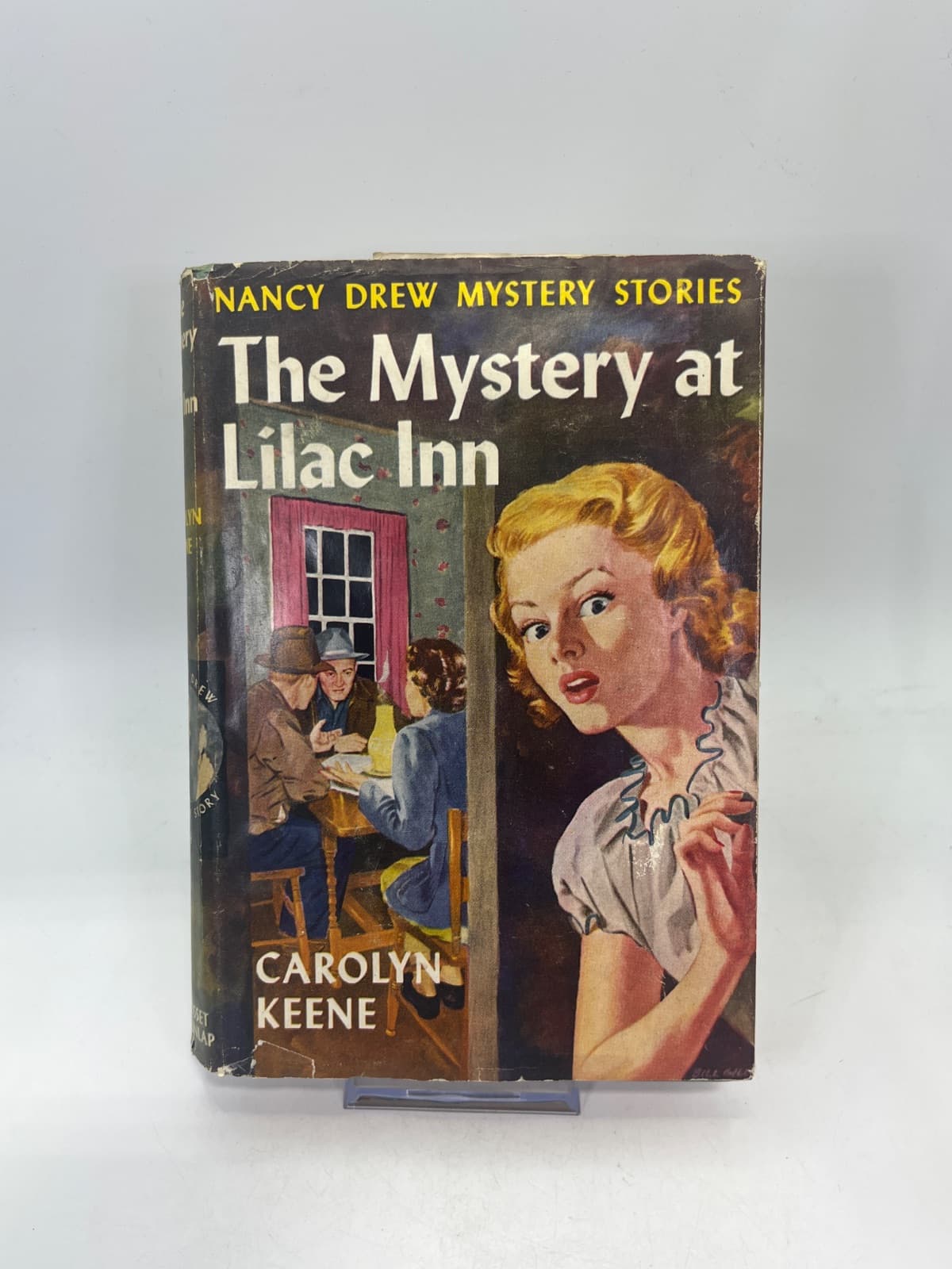 The Mystery at Lilac Inn by Carolyn Keene - front cover
