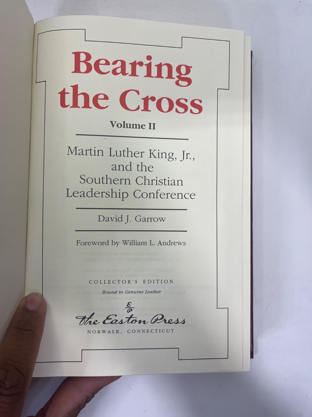 Bearing the Cross - Vol. 2 - EASTON PRESS by David J. Garrow - title page