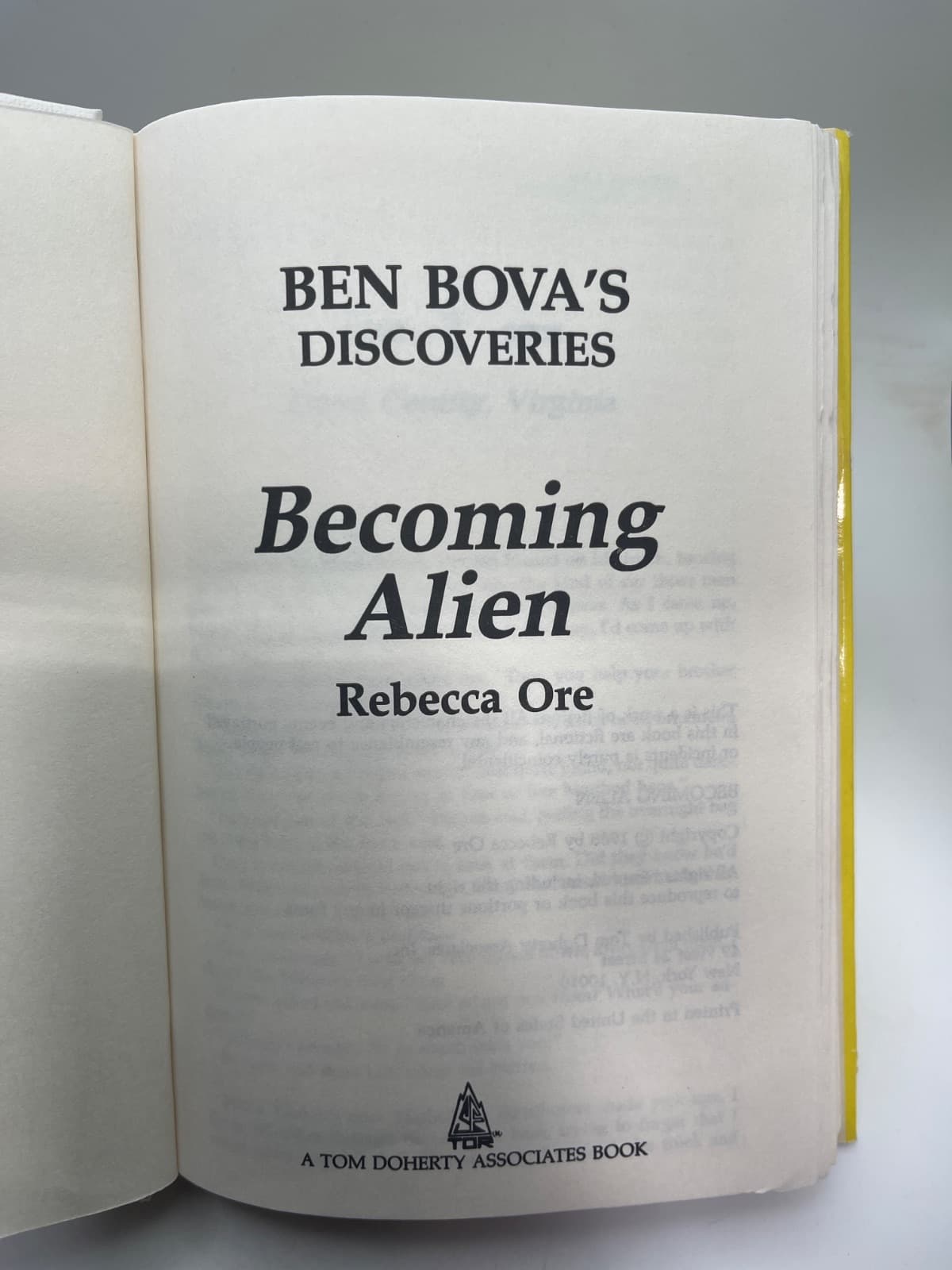 Becoming Alien by Rebecca Ore - title page