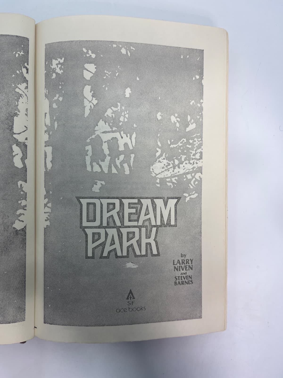 Dream Park - BCE by Larry Niven and Steven Barnes - title page