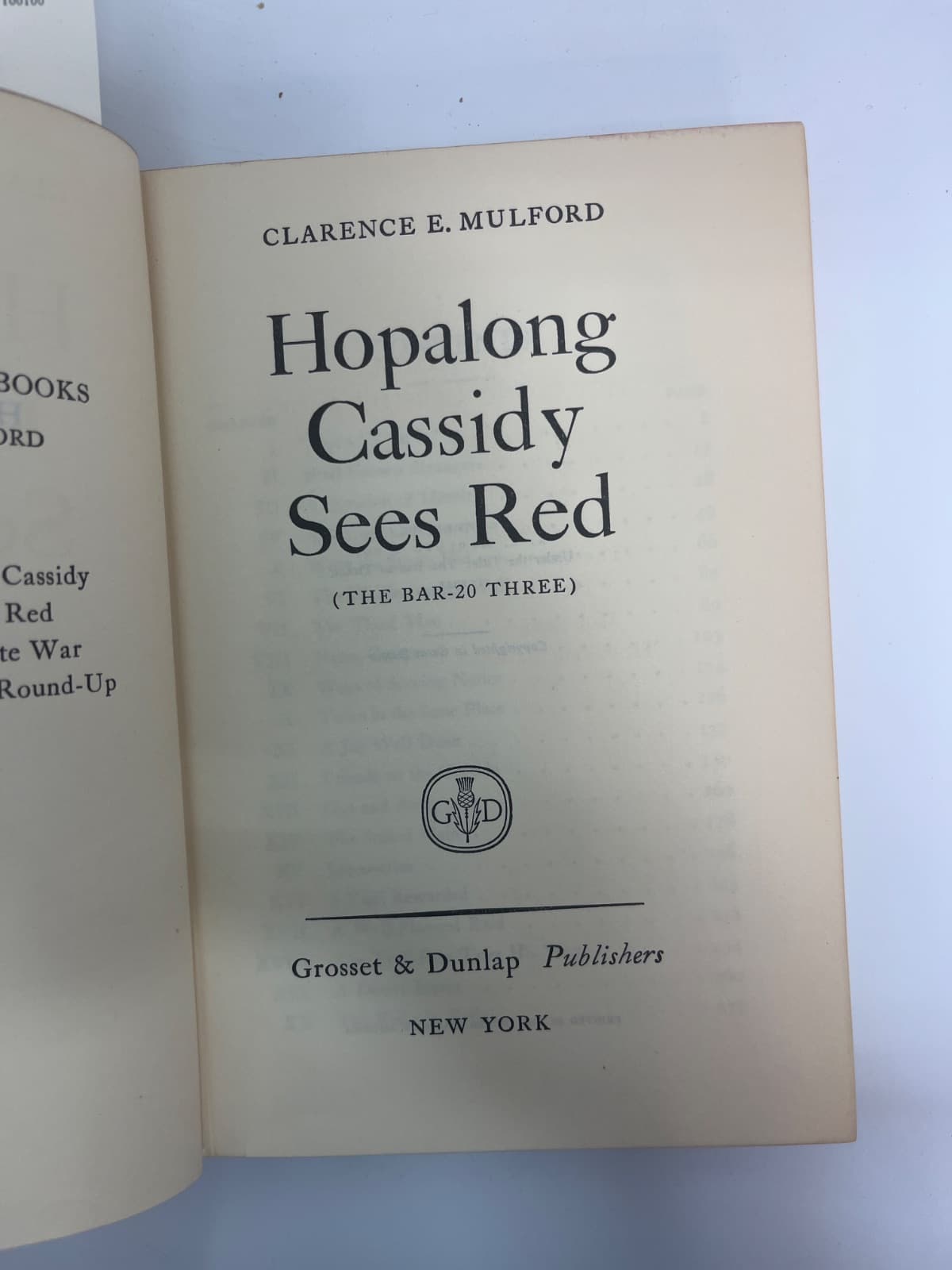 Hopalong Cassidy Sees Red - 1921  by Clarence E. Mulford - title page