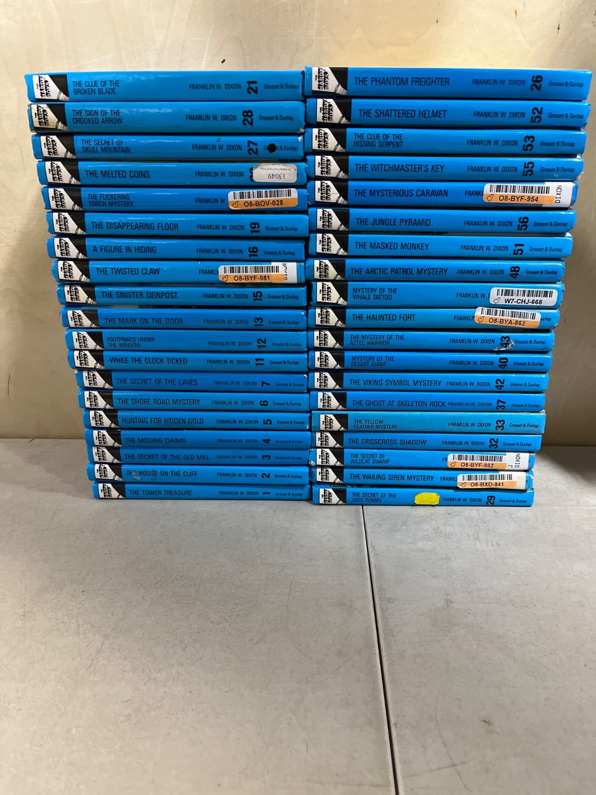 The Hardy Boys - Mixed Lot of 38 - Glossy Flashlight Edition by Franklin W. Dixon - front cover