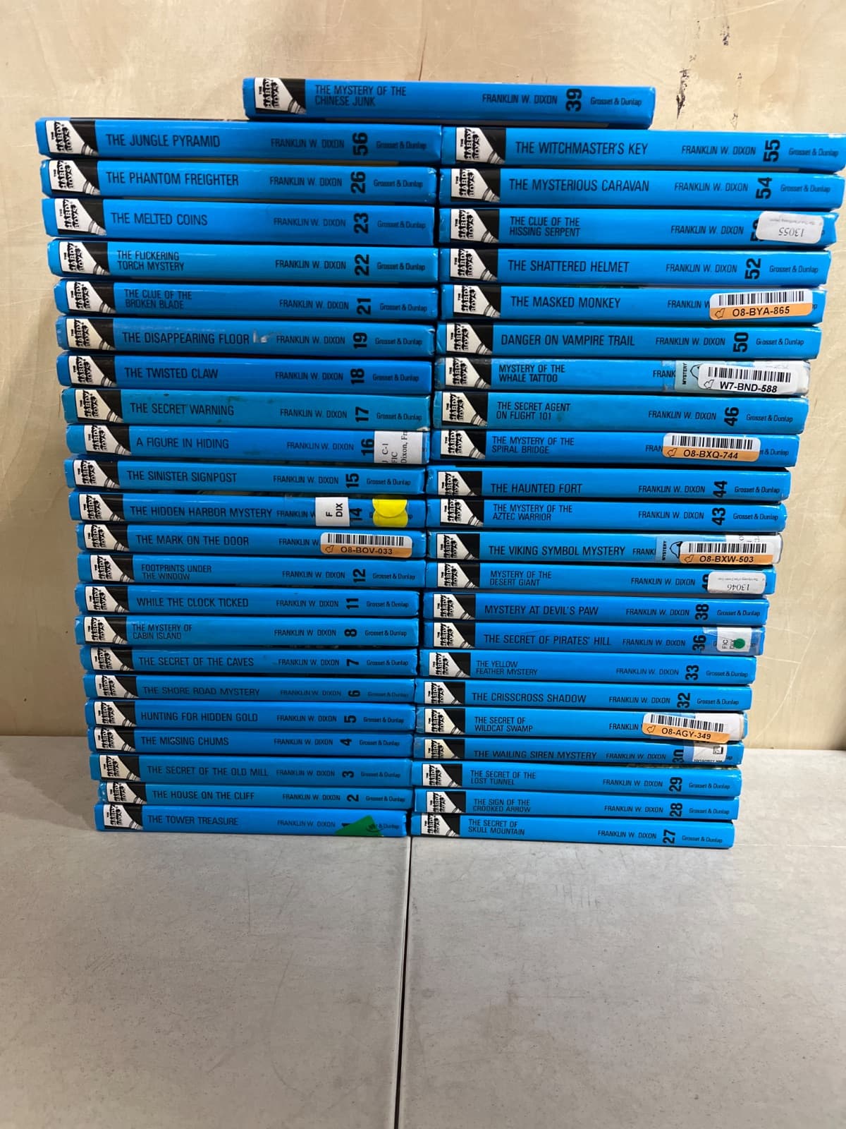 The Hardy Boys - Mixed Lot of 45 - Glossy Flashlight Edition by Franklin W. Dixon - front cover
