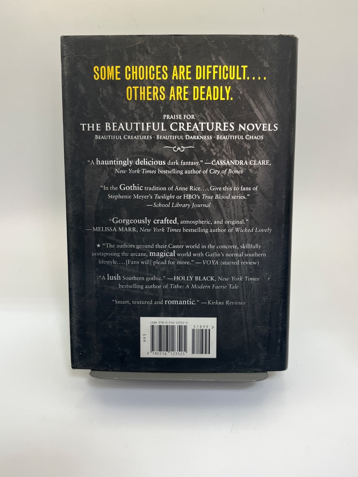 Beautiful Chaos by Kami Garcia & Margaret Stohl - additional view