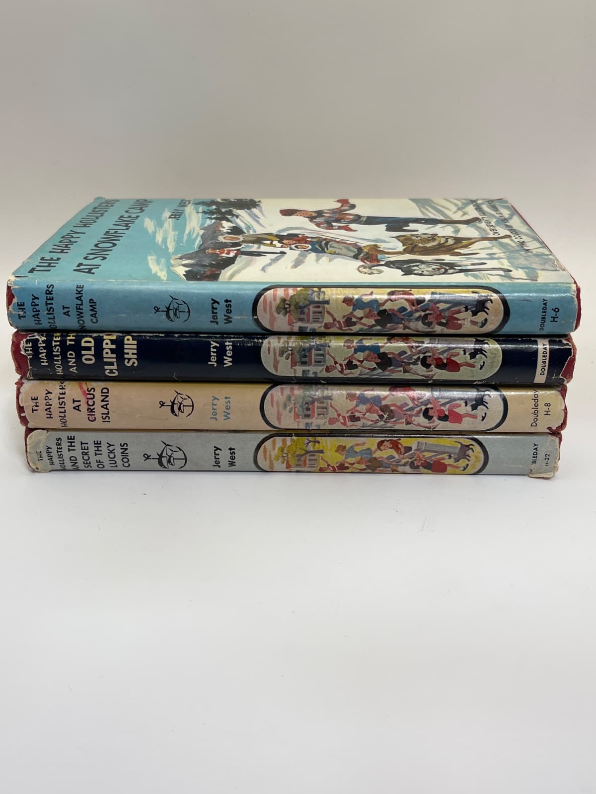 The Happy Hollisters - Mixed Lot of 4  by Jerry West - front cover