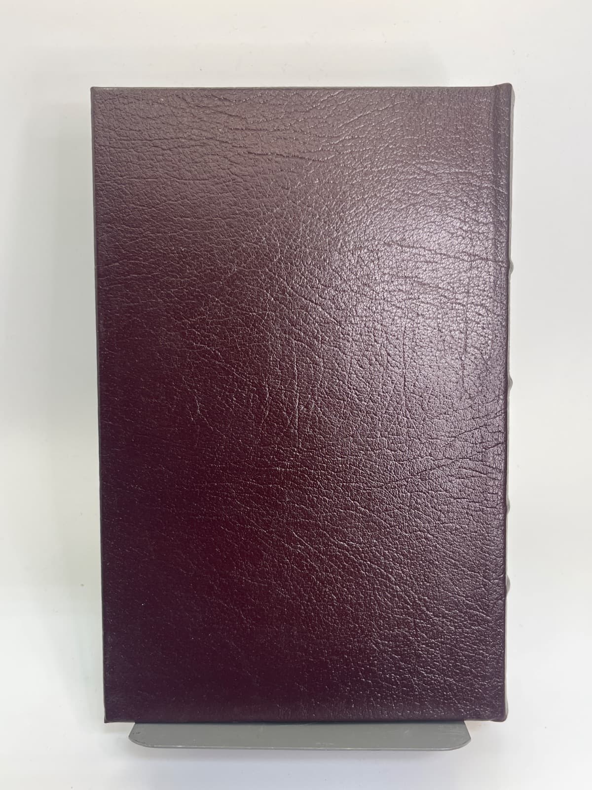Babe: The Legend Comes to Life - EASTON PRESS by Robert W. Creamer - additional view