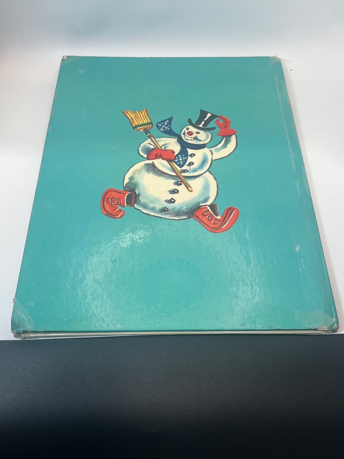 Frosty the Snow Man - A Big Golden Book  by Annie North Bedford - additional view