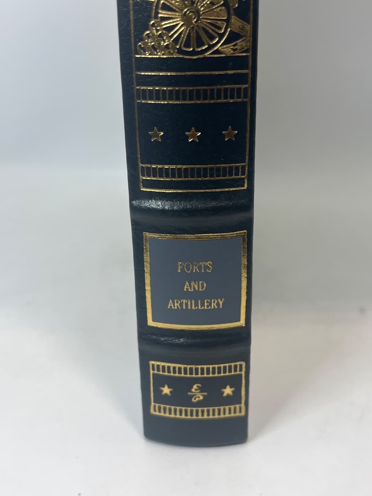 The Photographic History of The Civil War: Volume Five, Forts and Artillery by O. E. Hunt - additional view