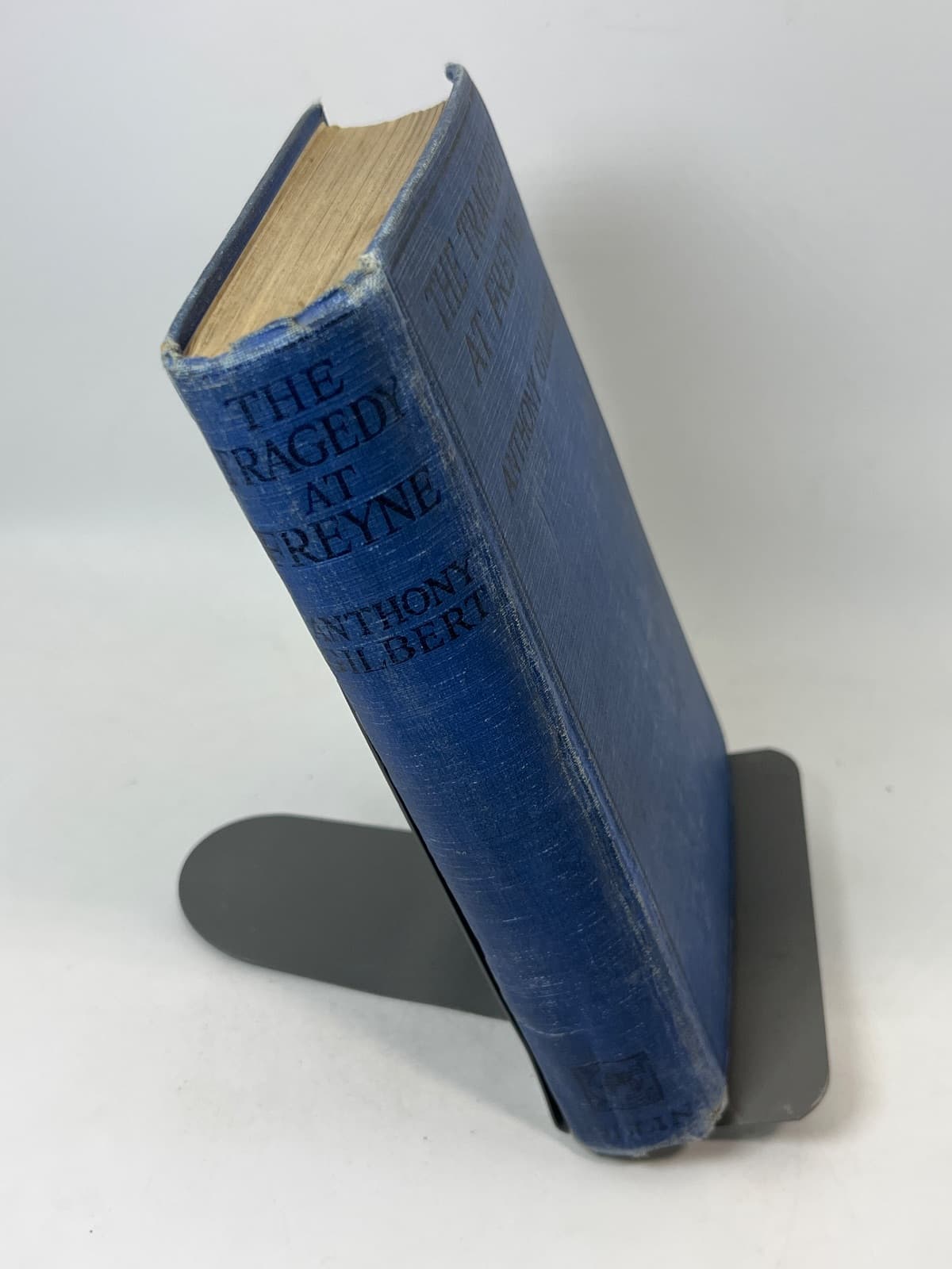 The Tragedy at Freyne by Anthony Gilbert - quarter view showing binding condition