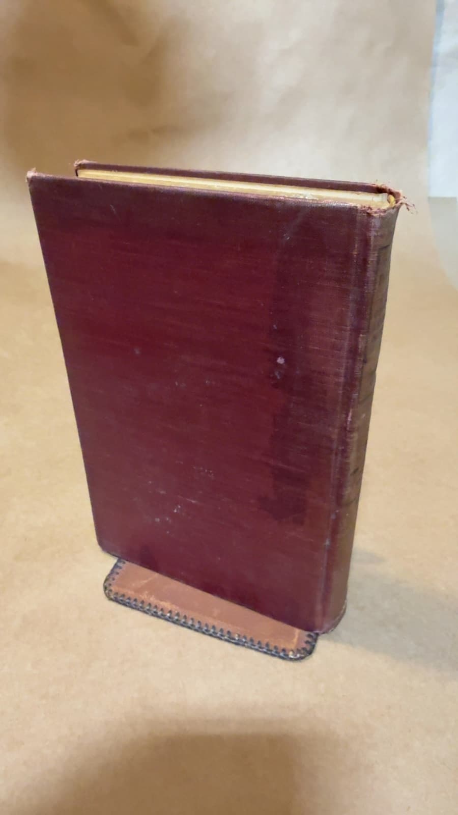 The Light That Failed / 'Captains Courageous' by Rudyard Kipling - quarter view showing binding condition