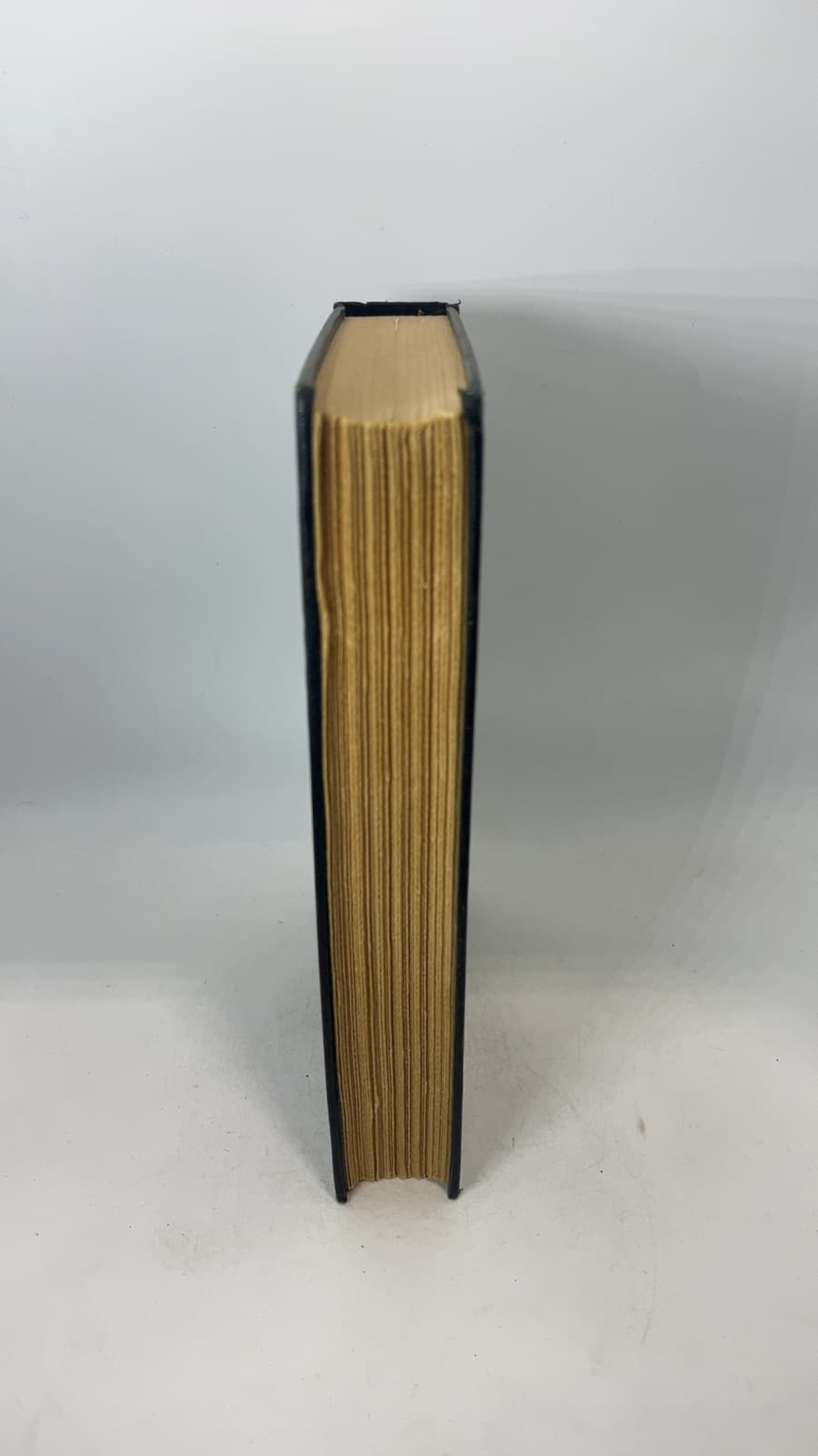 The Story of Philosophy: The Lives and Opinions of the Greater Philosophers by Will Durant - quarter view showing binding condition