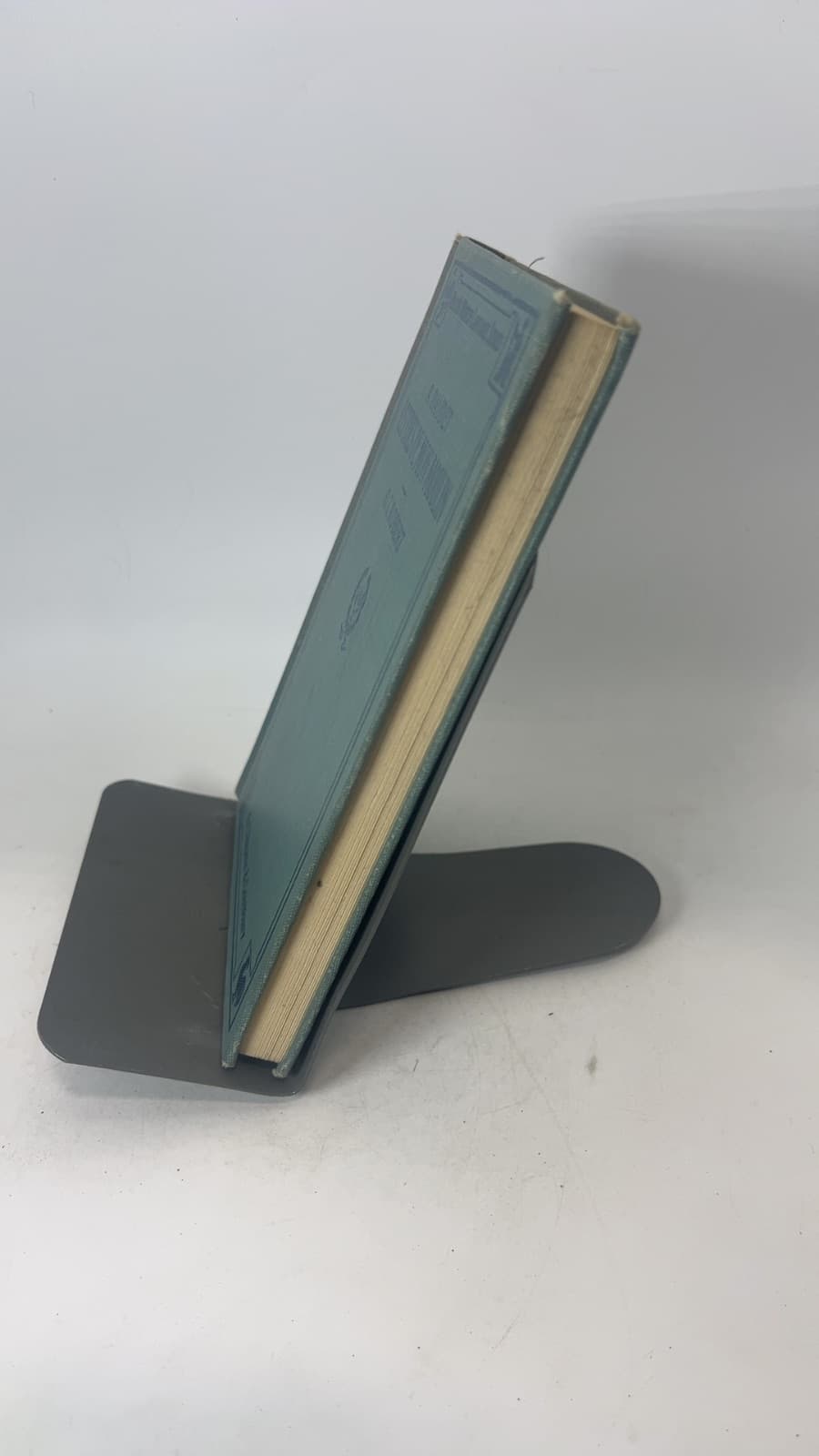 Lettres de Mon Moulin by Alphonse Daudet - quarter view showing binding condition