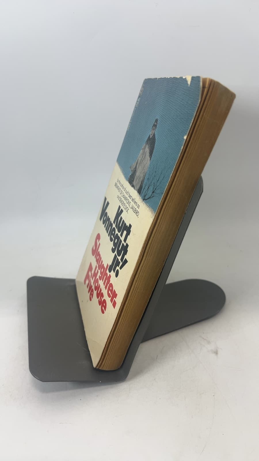 Slaughterhouse-Five - Dell by Kurt Vonnegut, Jr. - quarter view showing binding condition