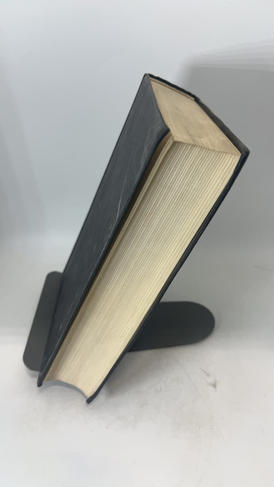 Field Geology by Frederic H. Lahee, Ph.D. - quarter view showing binding condition