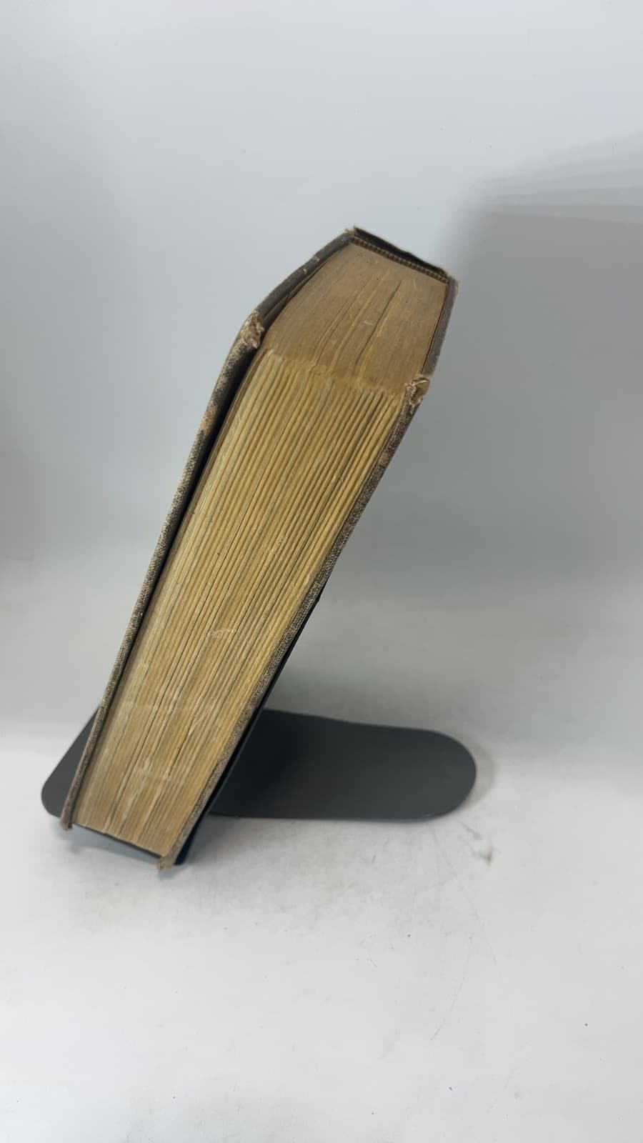 One-Act Plays by Modern Authors by Helen Louise Cohen - quarter view showing binding condition