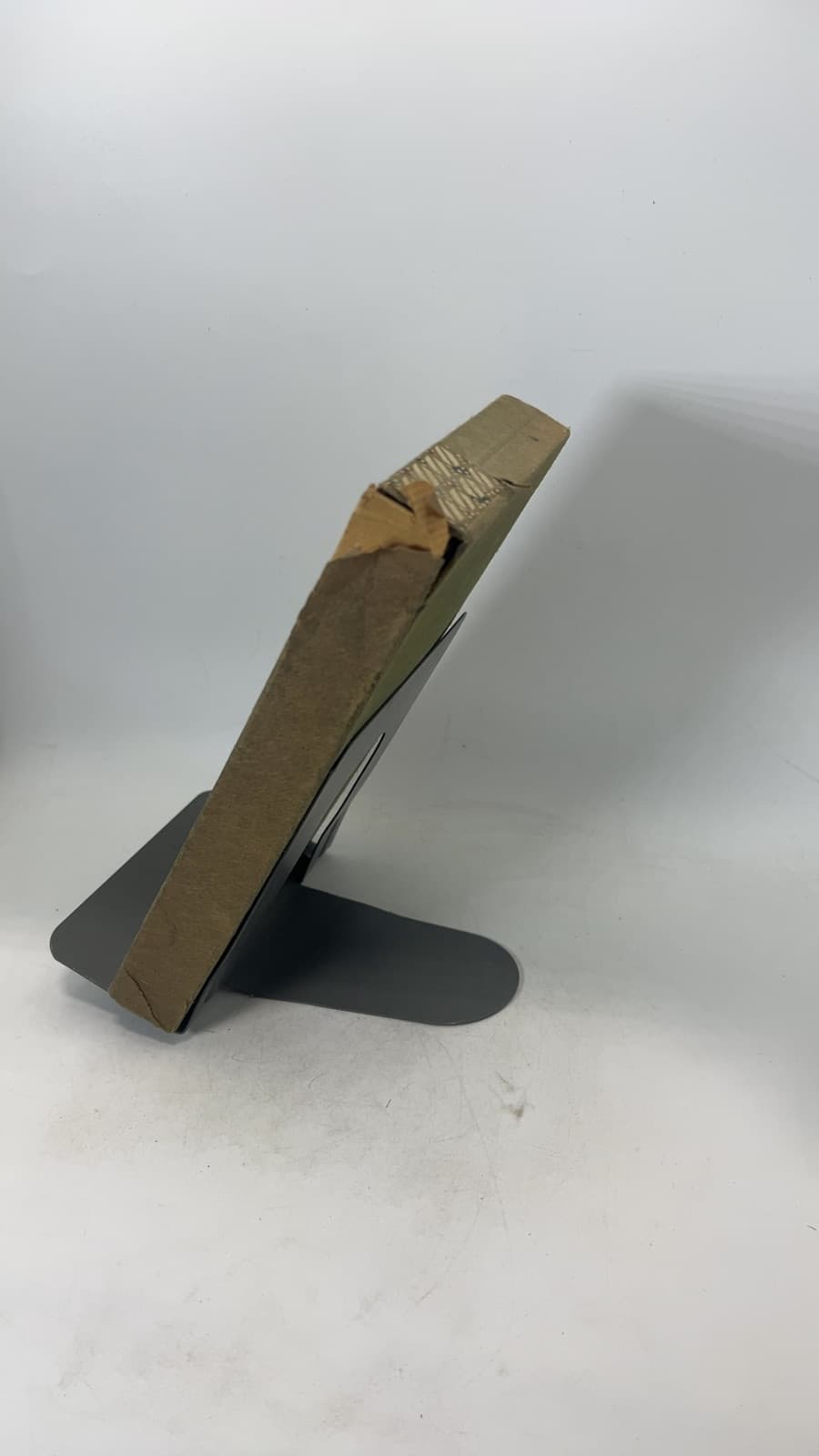 The Book of Tea by Okakura Kakuzo - quarter view showing binding condition
