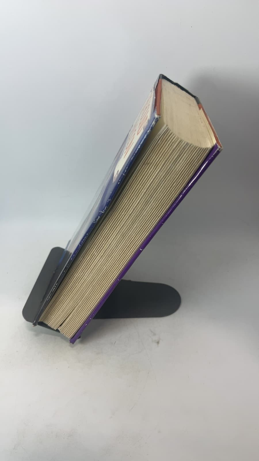 The Hound and the Falcon by Judith Tarr - quarter view showing binding condition