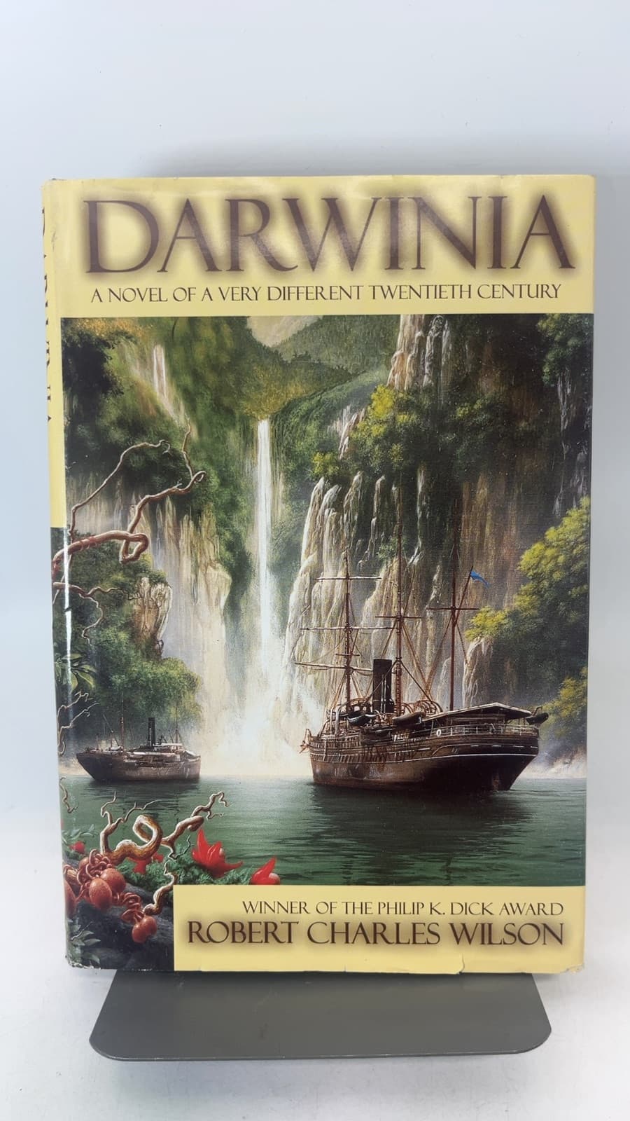 Darwinia by Robert Charles Wilson - front cover