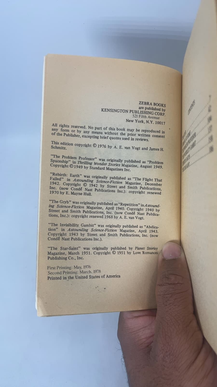 The gryb by Van Vogt, A. E., Hull, Ednay Mayne - copyright page showing 1976 details
