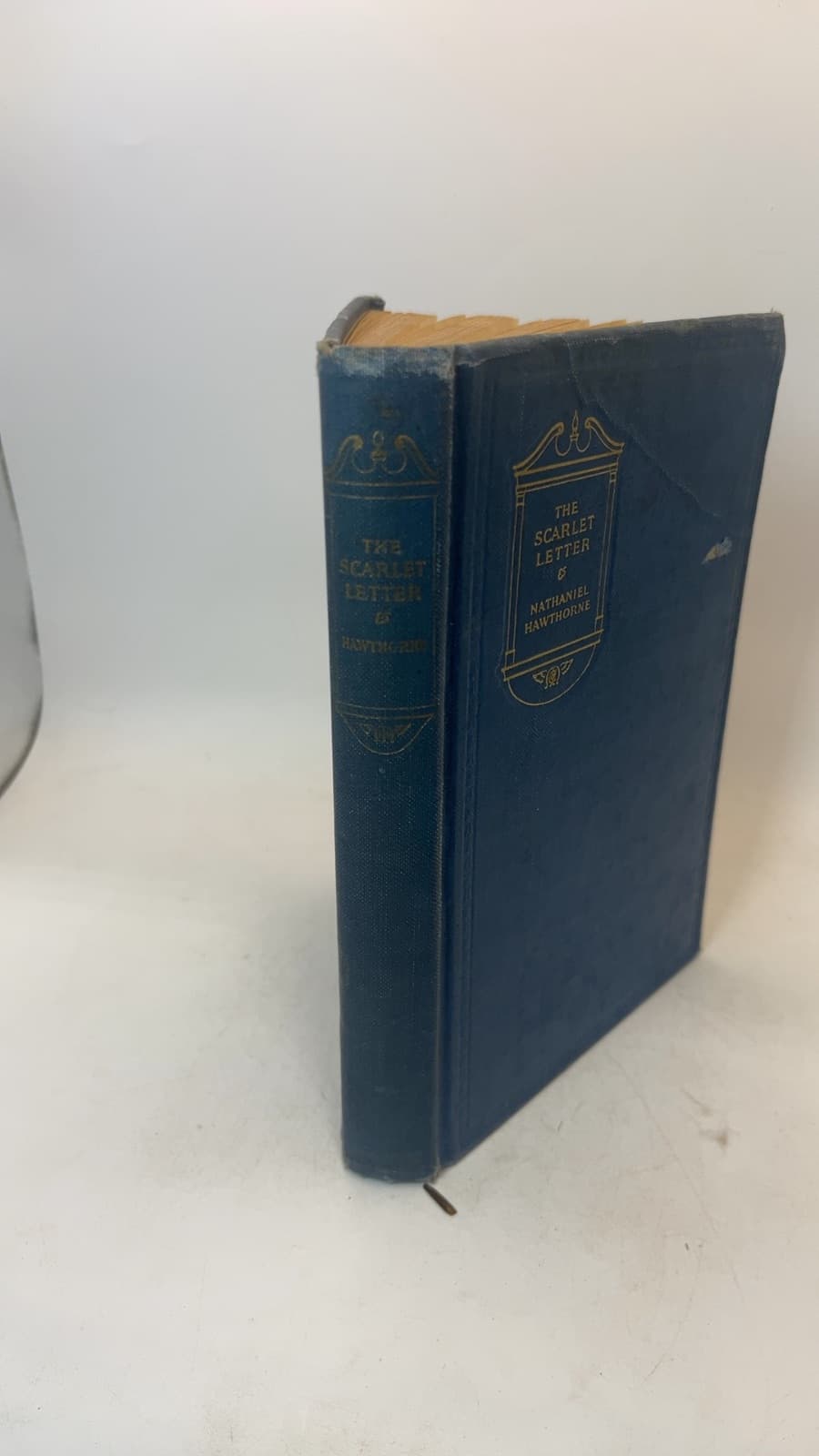 The Scarlet Letter by Nathaniel Hawthorne - additional view