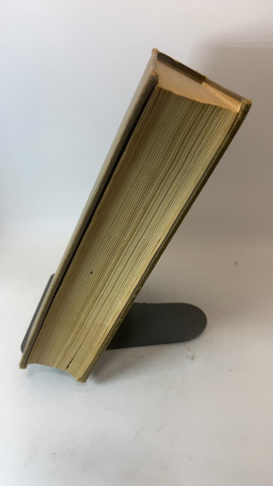 Nine Plays by Bernard Shaw - quarter view showing binding condition