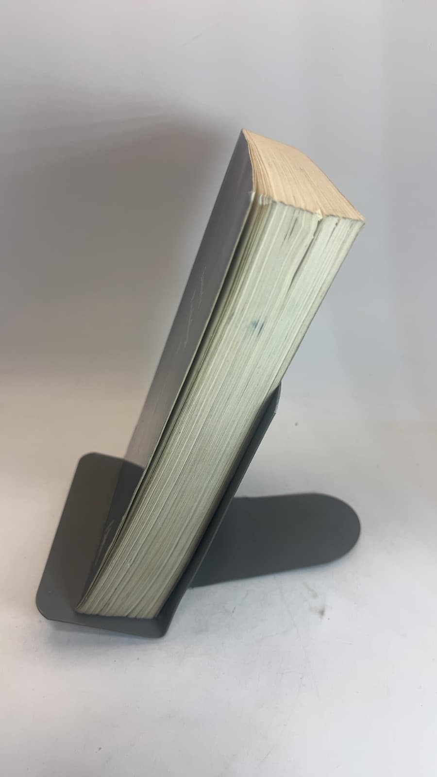 Esoteric Psychology Volume I: A Treatise on the Seven Rays by Alice A. Bailey - quarter view showing binding condition