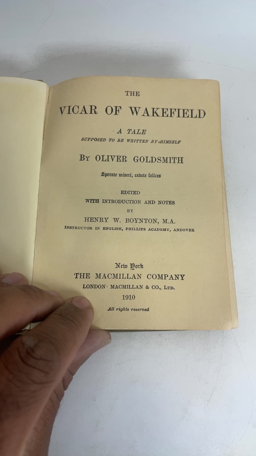 The Vicar of Wakefield by Oliver Goldsmith - title page