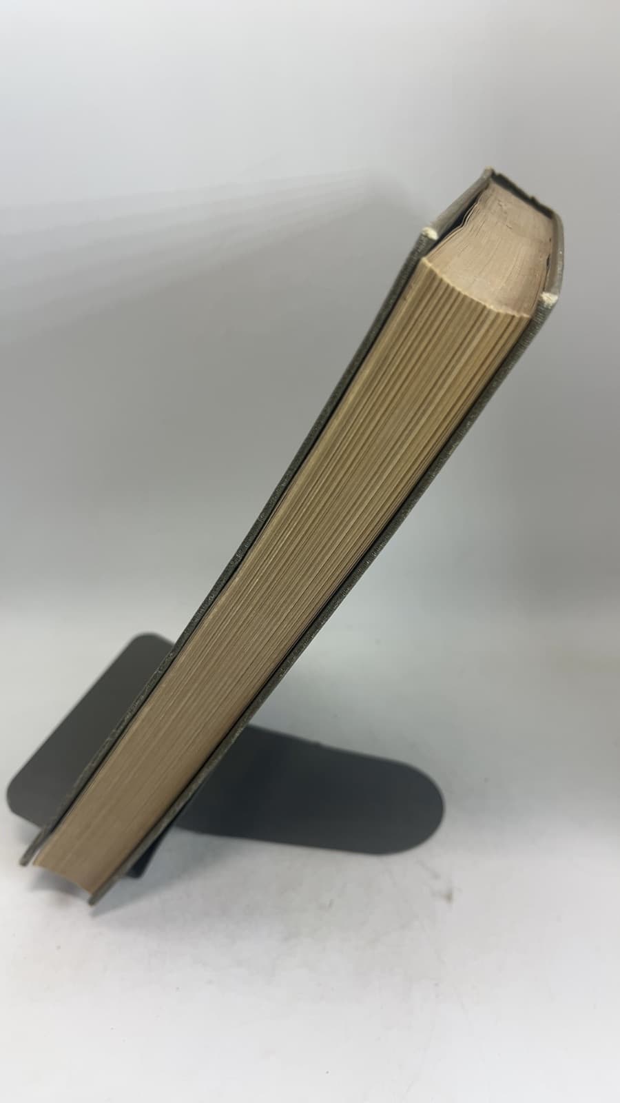 The Wonderful Days by Carolyn Sherwin Bailey - quarter view showing binding condition
