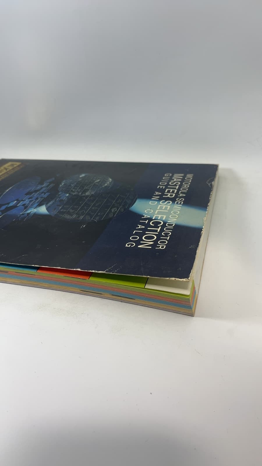 Motorola Semiconductor Master Selection Guide and Catalog - quarter view showing binding condition