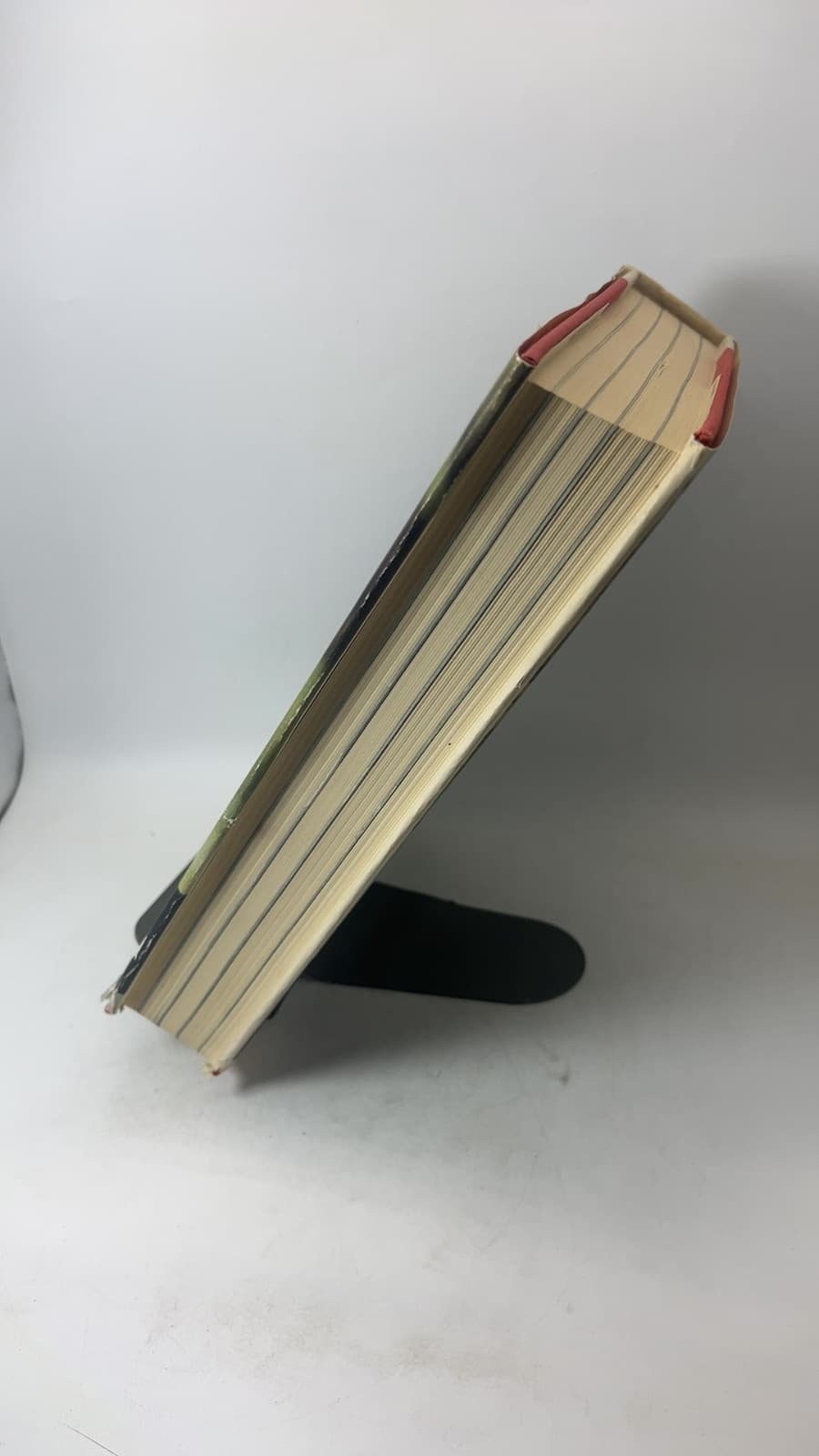 Meeting with Japan by Fosco Maraini - quarter view showing binding condition
