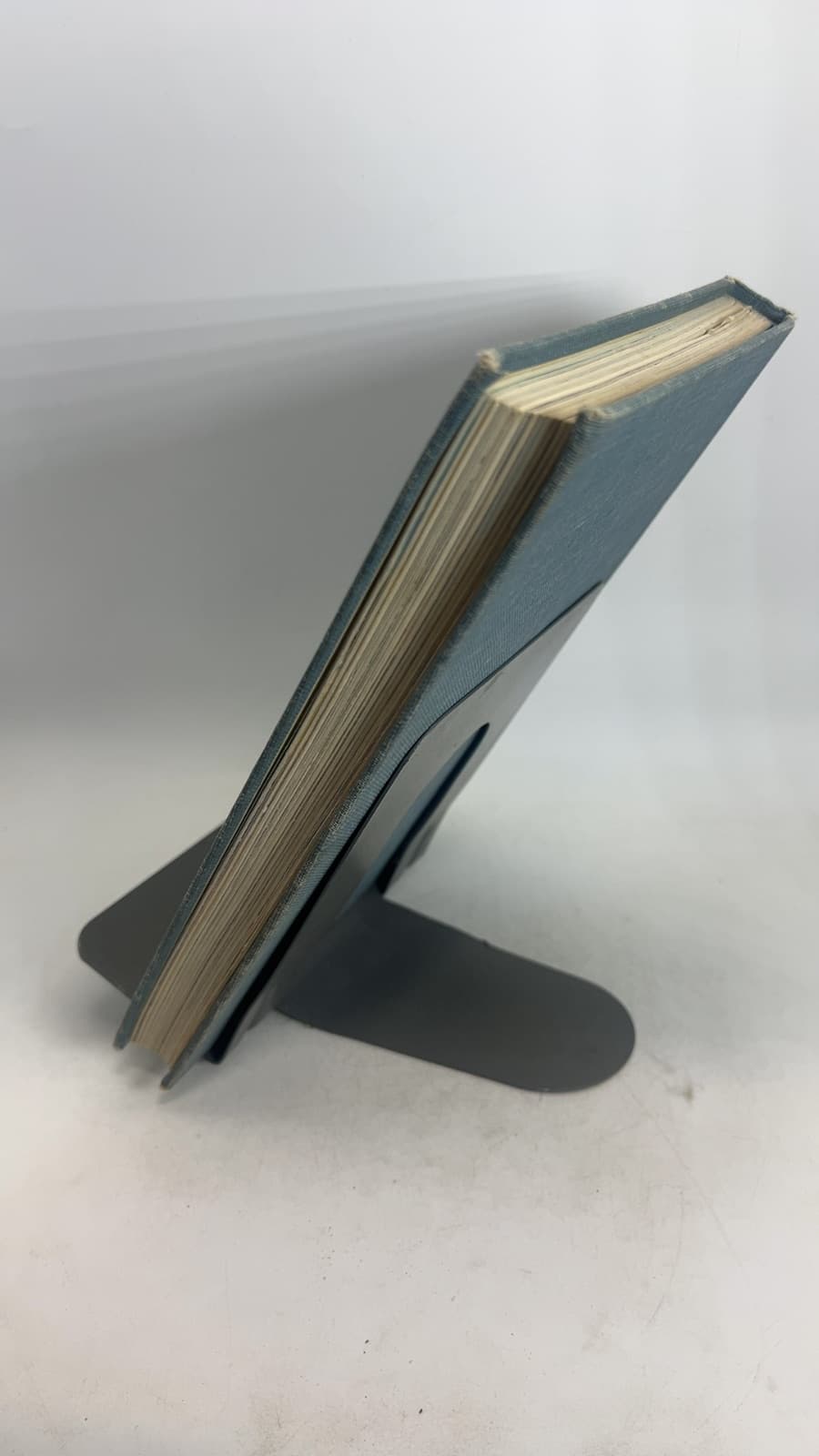 A Promise to Keep by James D. Smart - quarter view showing binding condition