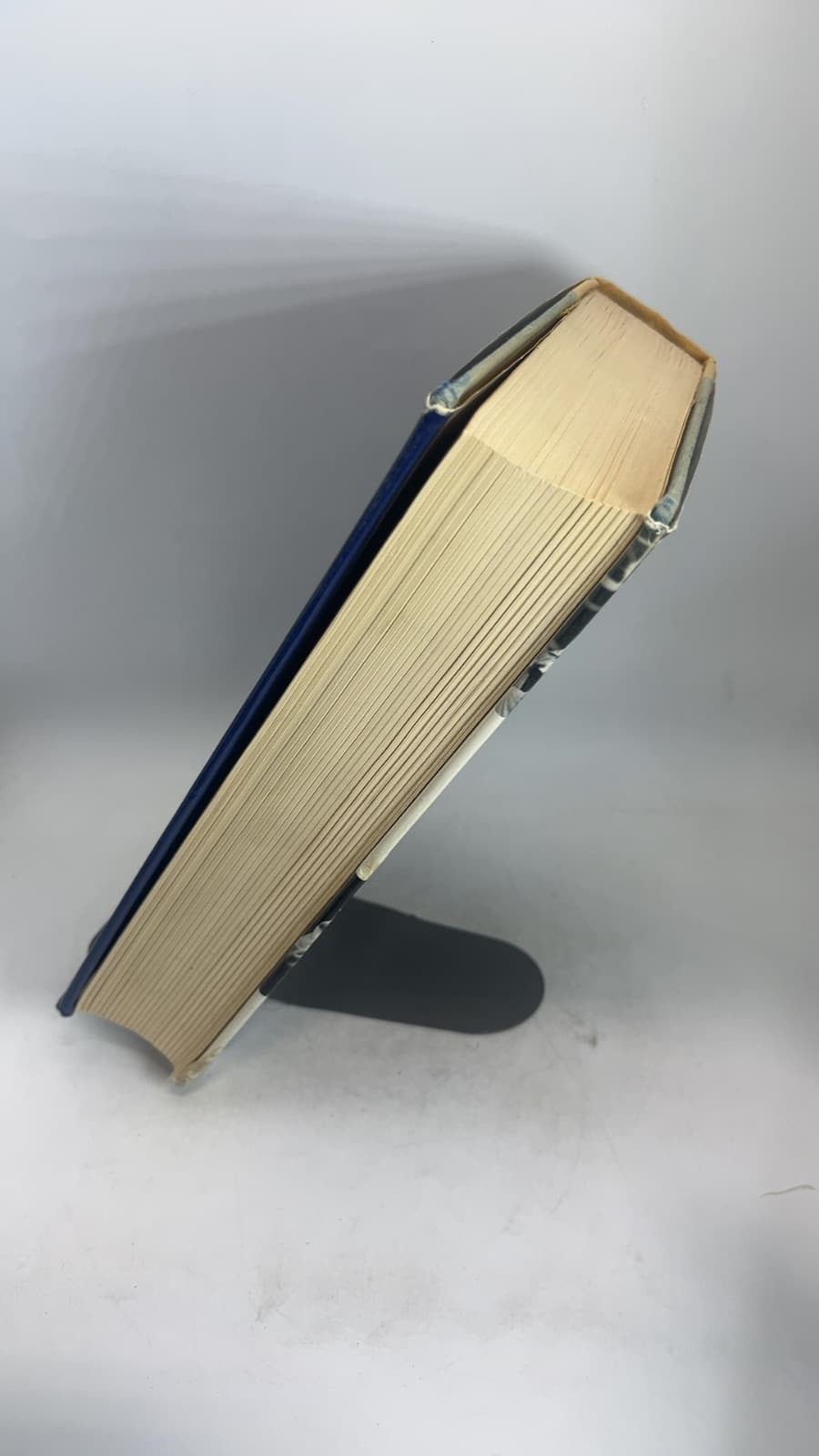 FDR's Last Year: April 1944-April 1945 by Jim Bishop - quarter view showing binding condition