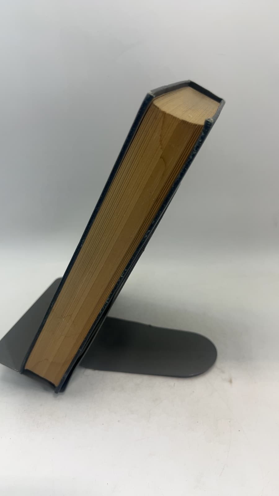 The Reign of the Great Elector by L. Mühlbach - quarter view showing binding condition