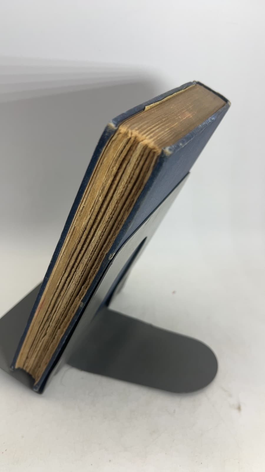 Little Eve Edgarton by Eleanor Hallowell Abbott - quarter view showing binding condition