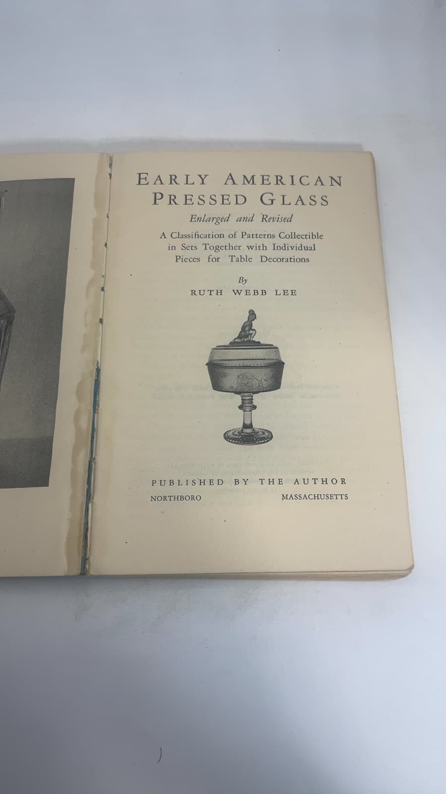 Early American Pressed Glass by Ruth Webb Lee - title page