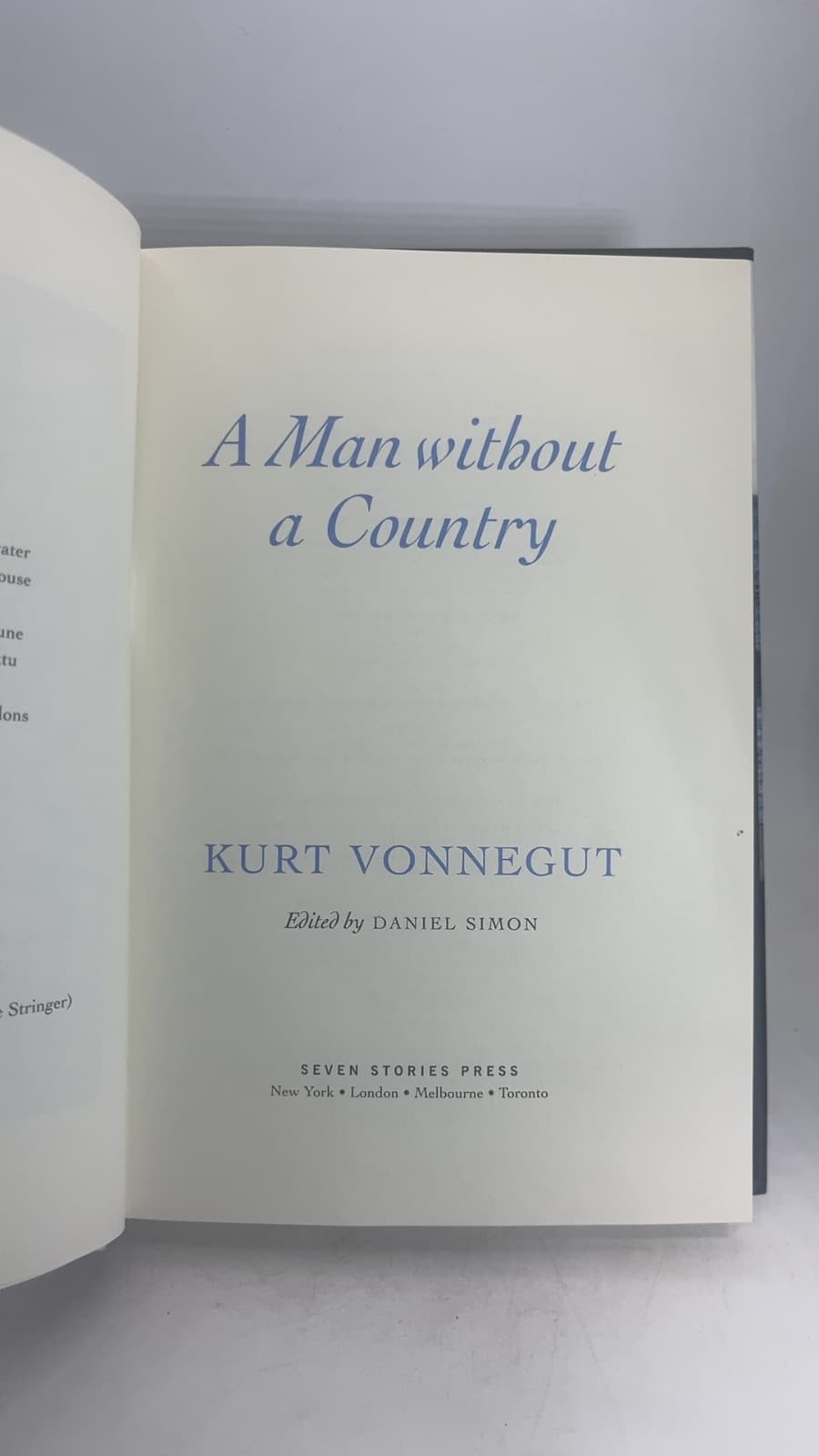 A Man Without a Country by Kurt Vonnegut - title page