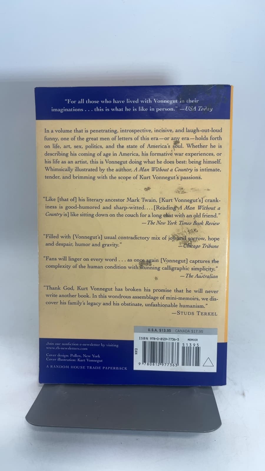 A Man Without a Country by Kurt Vonnegut - additional view