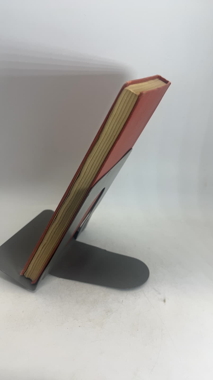 Penal Code of California: Peace Officers Edition by Stanley Mosk (prepared under the direction of) - quarter view showing binding condition