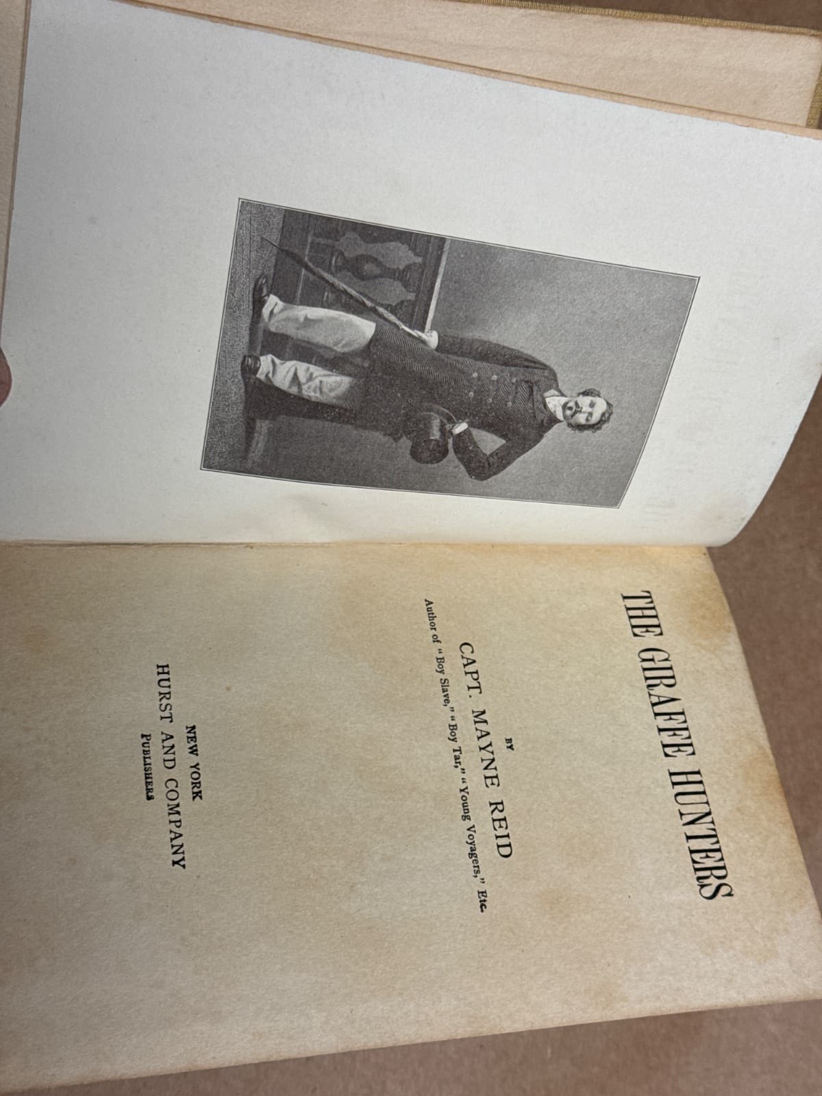 GIRAFFE HUNTERS by MAYNE REID - title page