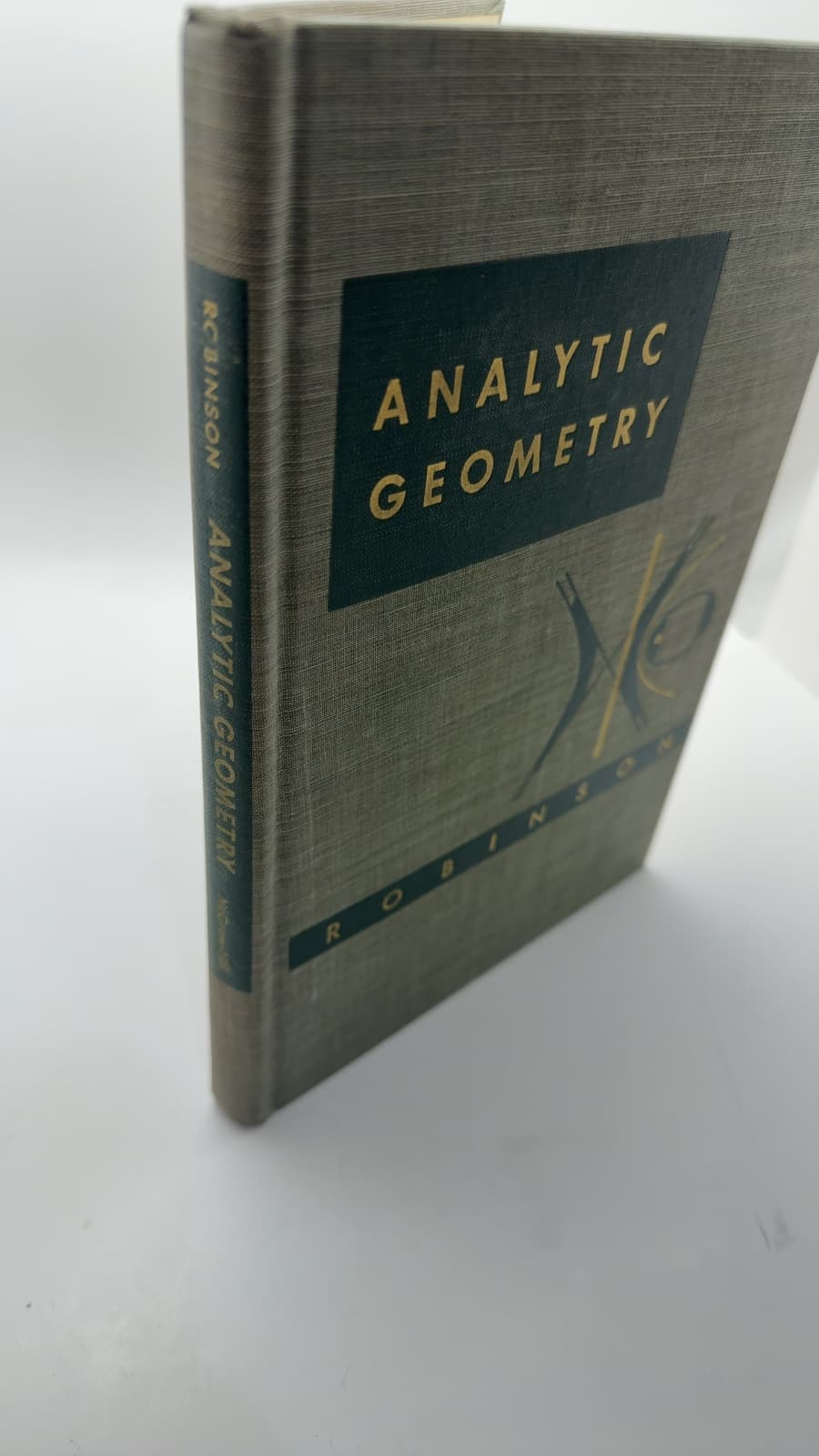 Analytic Geometry by Robin Robinson - quarter view showing binding condition
