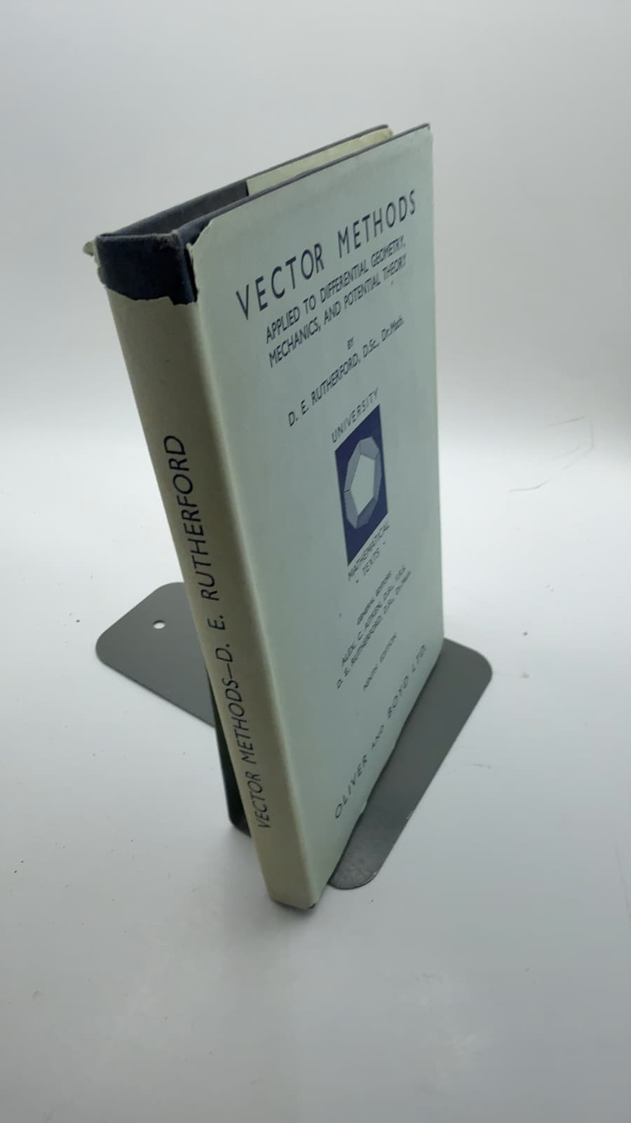 Vector Methods Applied to Differential Geometry, Mechanics, and Potential Theory by D. E. Rutherford - quarter view showing binding condition