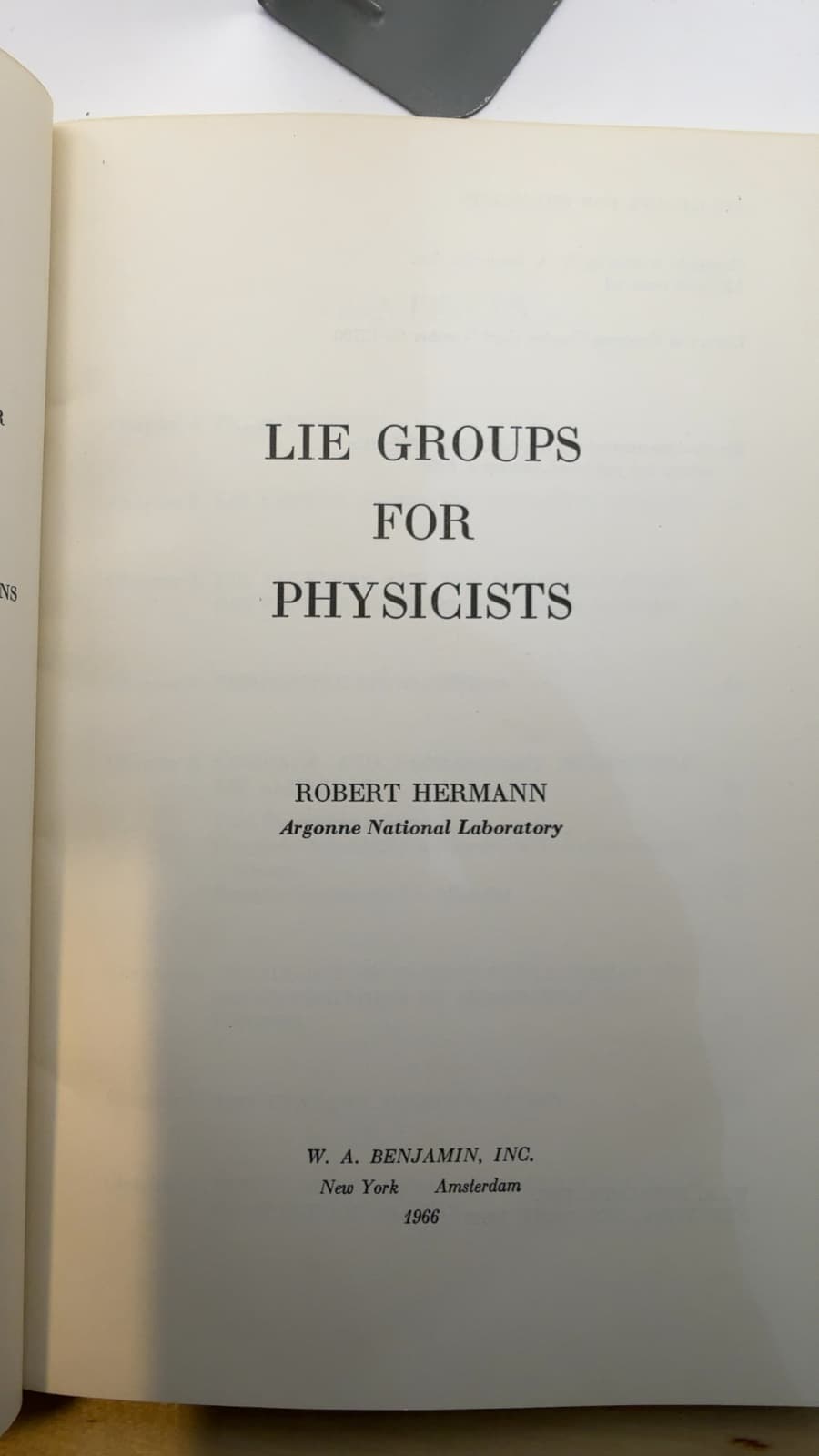 LIE Groups FOR Physicists by Robert Hermann - title page