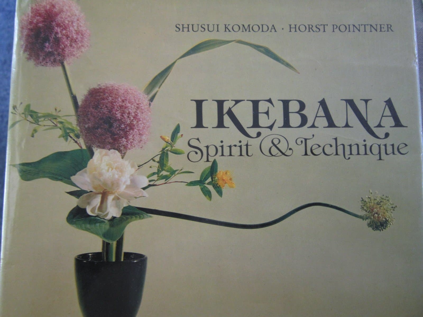 Ikebana, Spirit and Technique (English and German Edition) Komoda, Shusui by null