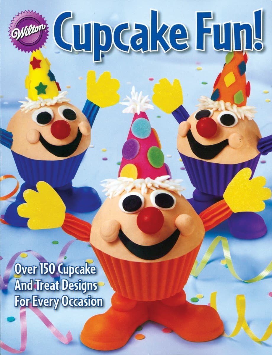 Wilton 128-Page Soft-Cover Cake-Decorating Book, Cupcake Fun by null