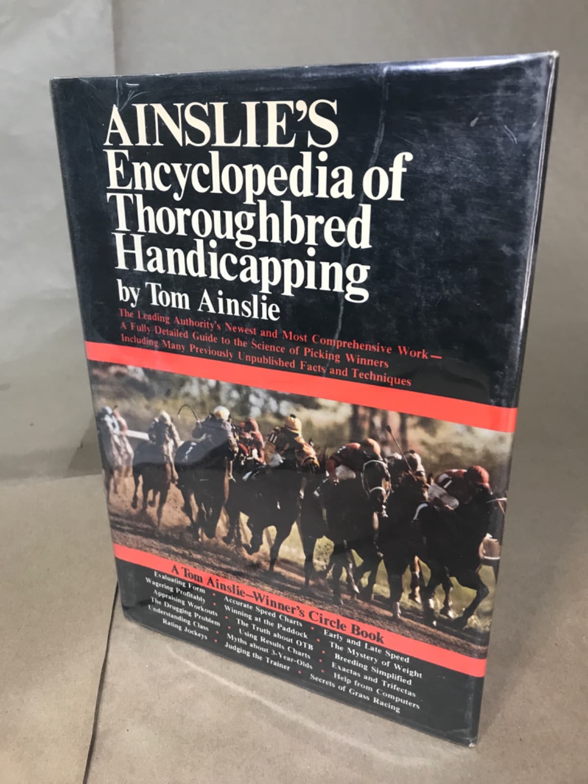 Ainslie's Encyclopedia of Thoroughbred Handicapping by Tom Ainslie - front cover