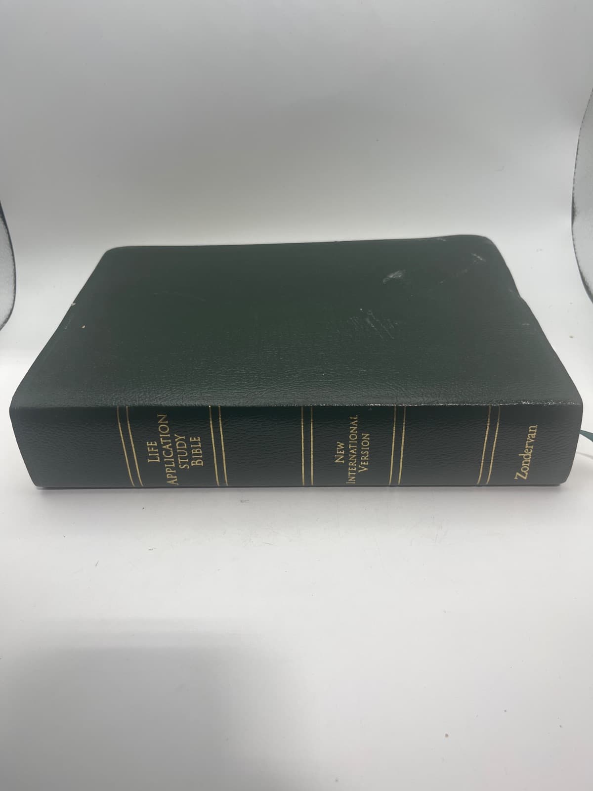 Life Application Study Bible - Green Bonded Leather - NIV by Zondervan - additional view