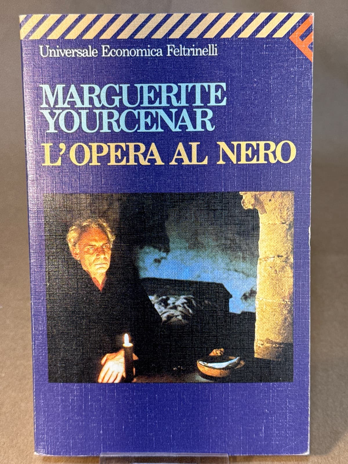 L'opera al nero by Marguerite Yourcenar - front cover